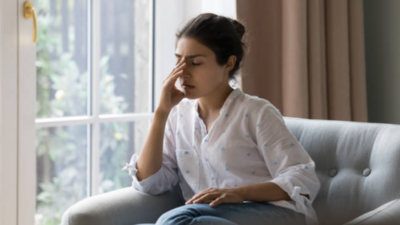 Is your Cortisol level high? 5 symptoms that point towards it |