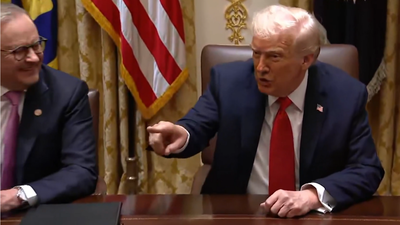 ‘I don’t like you and never will’: Donald Trump’s awkward confrontation with Australian ambassador in White House – Watch