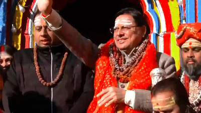 Uttarakhand CM Pushkar Singh Dhami offers prayers at Kedarnath Temple ahead of winter closure | India News