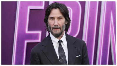 Keanu Reeves’s fan tries to enter his car; claims to be his ‘divine wife’- WATCH |