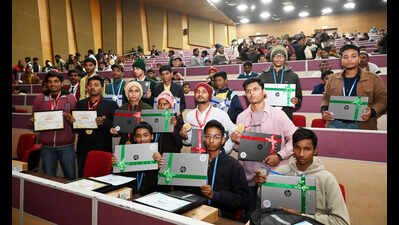 532 students felicitated at state-level Ramanujan talent search awards | Patna News