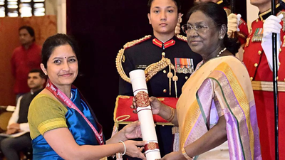 President Murmu presents Rashtriya Vigyan Puraskar, 2025 to distinguished scientists at Rashtrapati Bhavan | India News