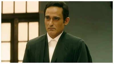 Manish Gupta calls out ‘Dhurandhar’ star Akshaye Khanna for ‘lack of ethics’; claims ‘Section 375’ was his comeback film |