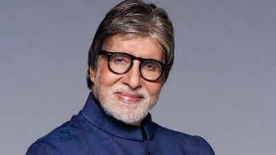 Amitabh Bachchan enjoys Christmas with cookies; Big B says ‘Zabaan Lalcha Rahi’; Festive joy on blog |