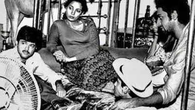 Anil Kapoor’s 69th birthday: Here’s five-decade-old picture of Anil Kapoor, Shabana Azmi, and Gulshan Grover—Birthday special | Hindi Movie News