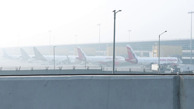 Dense fog paralyses Delhi: Over 120 flights cancelled, nearly 200 delayed and few diverted; rail services also hit | India News