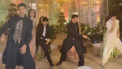 Hrithik Roshan dances with his sons and girlfriend Saba Azad on ‘Ishq Tera Tadpaave’ at cousin Ehsaan’s wedding; the internet is mesmerised: ‘His sons have inherited’ – WATCH VIDEO |