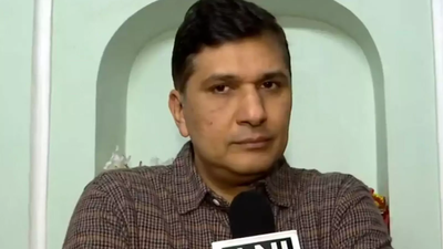 “CM Rekha Gupta can’t even properly pronounce AQI, let experts tackle pollution”: AAP’s Saurabh Bharadwaj | India News