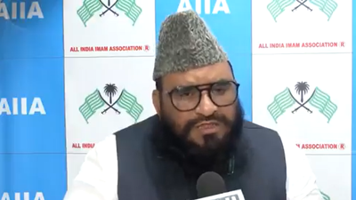 ‘It is laughable’: Maulana Rashidi reacts to RSS chief’s ‘Hindu rastra’ call; terms it vote bank politics | India News