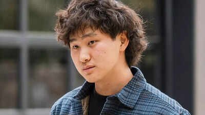 Meta AI chief Alexandr Wang says will have kids only after Elon Musk’s Neuralink …