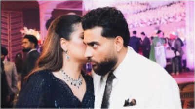 Palak Aujla stands with Karan Aujla amid cheating allegations, shares romantic PIC with him |