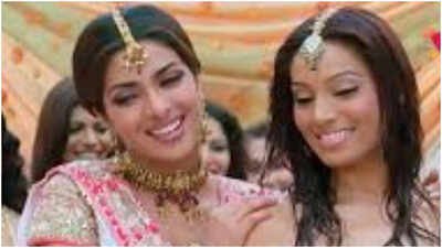 Priyanka Chopra gets nostalgic as ‘Teri Dulhan Sajaoongi’ with Bipasha Basu surfaces on the internet, shares clip on social media |