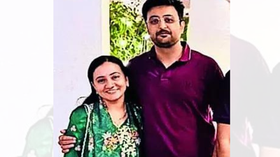 Engineer shoots wife accidentally; distressed by death, he kills self | India News