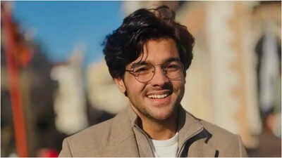 YouTuber Ashish Chanchlani apologizes after ‘saali mard jaat’ video sparks backlash; ‘Promoting unruly behavior publicly’ |