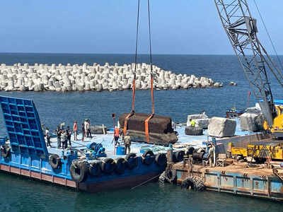 Egypt lifts massive stones from the 2,000-year-old Lighthouse of Alexandria buried beneath the sea | World News