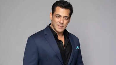 Salman Khan says he still lives in a 1 BHK apartment at an event in Dubai, fans call him ‘grounded’ | Hindi Movie News