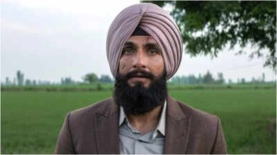 Ranveer Singh: ”I cried, did you?’ Ranveer Singh admits getting teary-eyed over Arijit Singh’s emotional ‘Phir Se’ from ‘Dhurandhar 2’ | Hindi Movie News