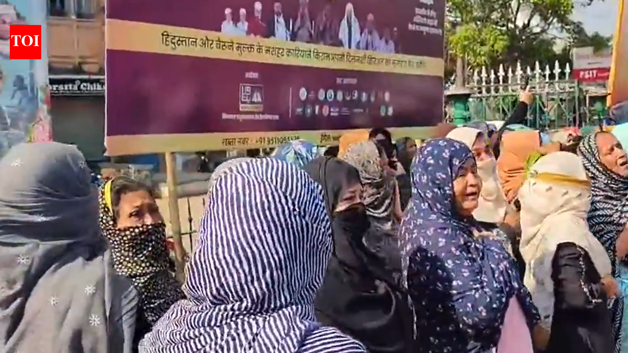 Muslim bodies announce protests, mourning after killing of Iran’s Supreme Leader Ayatollah Ali Khamenei | Lucknow News