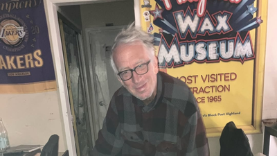 Andy Dick recounts a terrifying overdose that left him with brain damage and memory issues | English Movie News