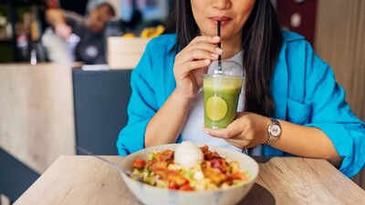 Love smoothies and salads? Here’s how to enjoy them safely while protecting your tooth enamel