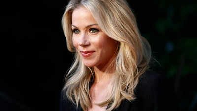 Friends of Christina Applegate worried for her following her hospitalization: ‘Her battle with MS has been treacherous’ |