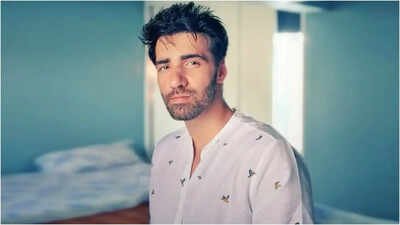 Avinash Tiwary lauds ‘Dhurandhar’ but slams ‘alpha men’ labels: ‘Families need to come back to cinemas’ | Hindi Movie News