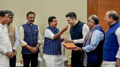 7 ex-AAP MPs formally join BJP; NDA strength in Rajya Sabha climbs to 148, AAP down to 3 | India News