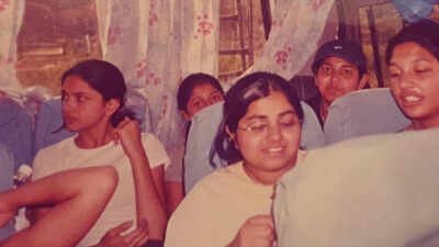 Deepika Padukone’s decades OLD school trip photo scream 90s nostalgia: ‘Remind yourself where you’ve come from’ | Hindi Movie News