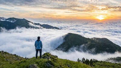 5 scenic hill stations in India where you can truly feel above the clouds this summer |