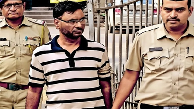 Nagpur NGO sex abuse case: Nagpur NGO boss accused of hugging, kissing employee; office raided, cops dig into 16 years of secrets | Nagpur News