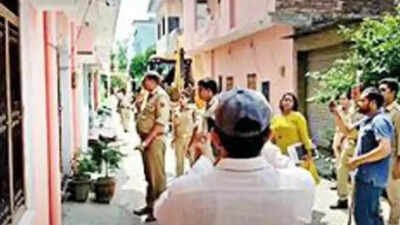 Kolkata cops crack the whip after bulldozer run | India News