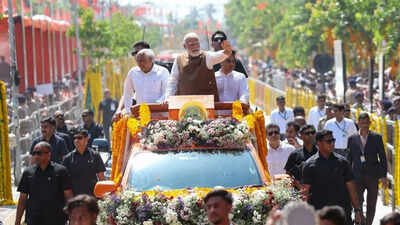 Amrutparv: PM Modi offers prayers at Somnath Temple, holds massive roadshow in Gujarat | India News