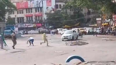 Protest against demolition drive turns violent in Kolkata’s Park Circus, 3 police personnel injured
