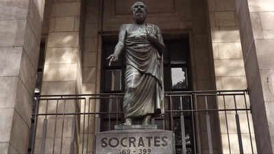 Quote of the day by Socrates: “Strong minds discuss ideas, average minds discuss events, weak minds discuss people” | World News