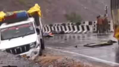 25 hurt as minibus plunges into gorge in J&K’s Kathua | India News