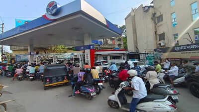 Govt notifies order to cap bulk fuel buys during crunch | India News