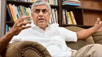 PM prioritised publicity over performance: Congress report card | India News