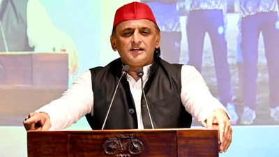 ‘SP is fully prepared’: Akhilesh hits back at Rajbhar, says BJP has history of engineering splits | India News