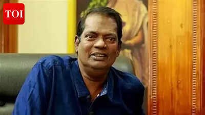 Salim Kumar Death News: Thousands gather to bid farewell to Salim Kumar as public viewing held in Kochi ahead of funeral | Malayalam Movie News